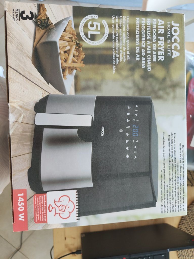 Air fryer/Fritadeira Jocca 5L Ecrã Tactil - Nova-