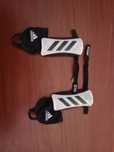Caneleiras adidas
