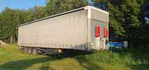 Schmitz Cargobull Varios  oś podnoszona