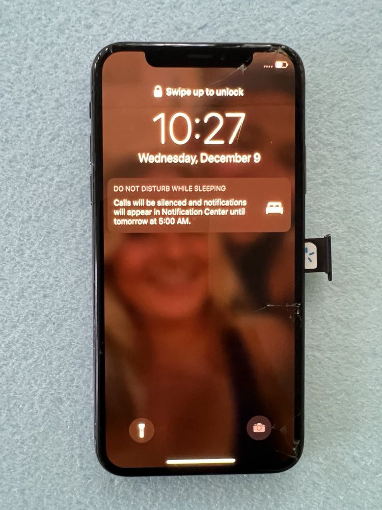 IPhone Xs 64gb space grey битый