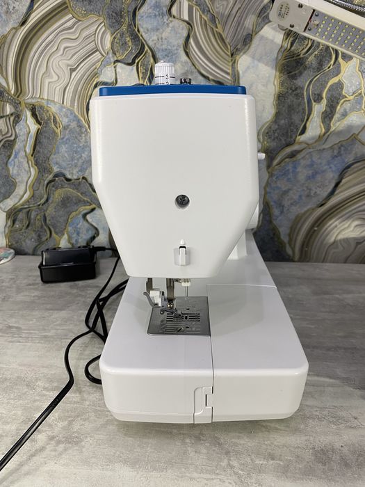 Швейна машина bernette sew&go 5