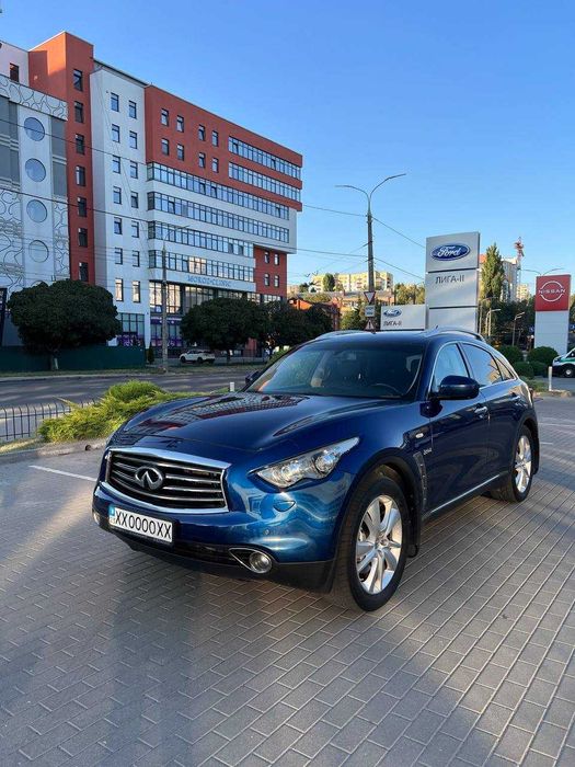 Infiniti QX70 продам в ідеальному стані