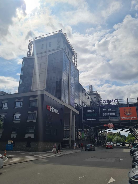 Здам офіс в ТРЦ, площа 240 м2, в стилі Лофт, метро Шулявська