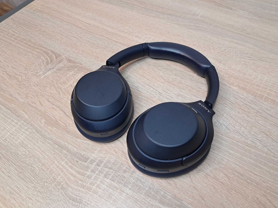 Бездротові навушники Sony WH-1000XM4 сині