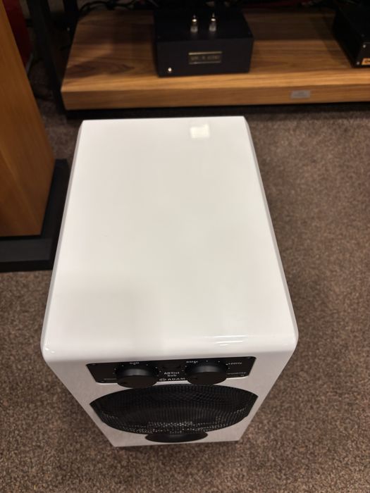 Adam Audio ARTist Sub - subwoofer aktywny