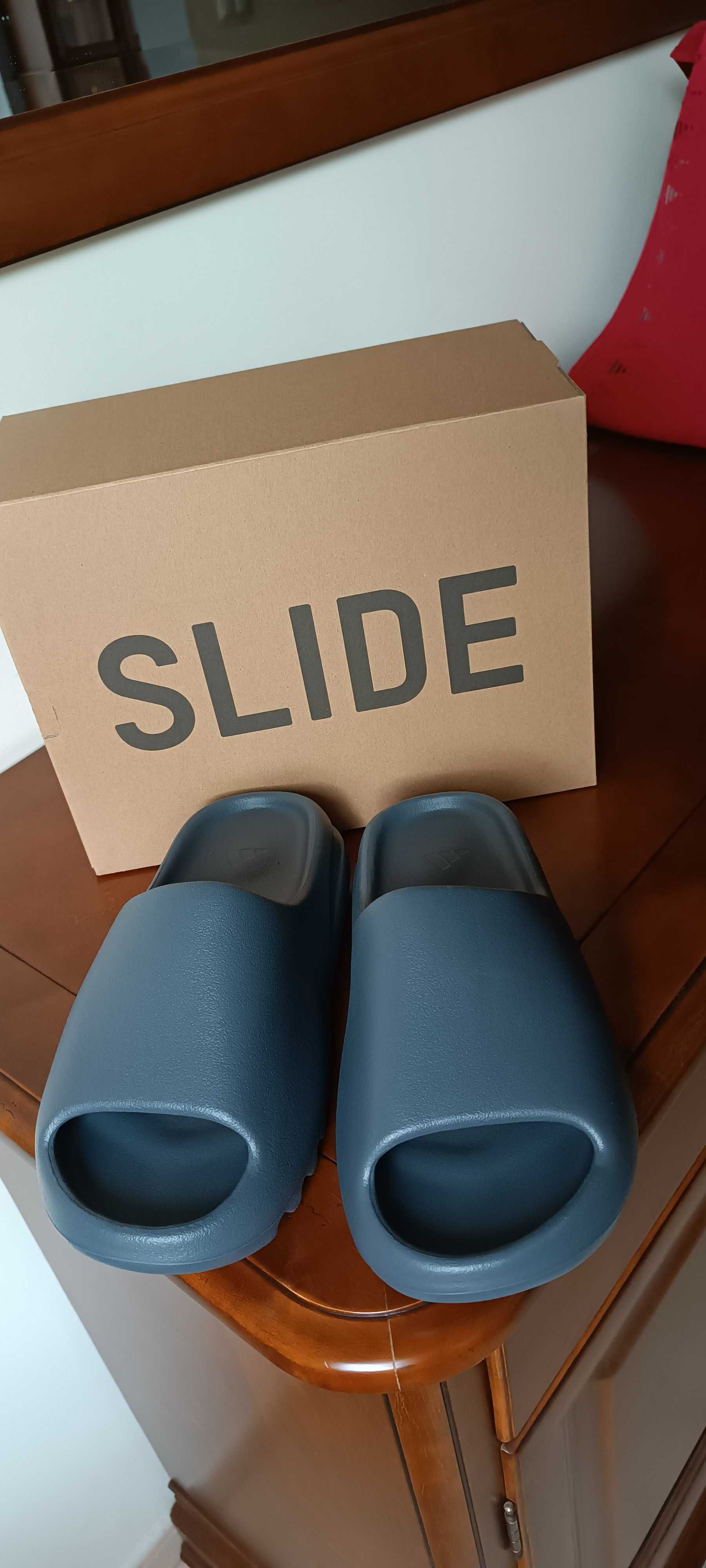 (r. Eur 42/ us8) Adidas Yeezy Slide Slate Grey ID2350 klapki