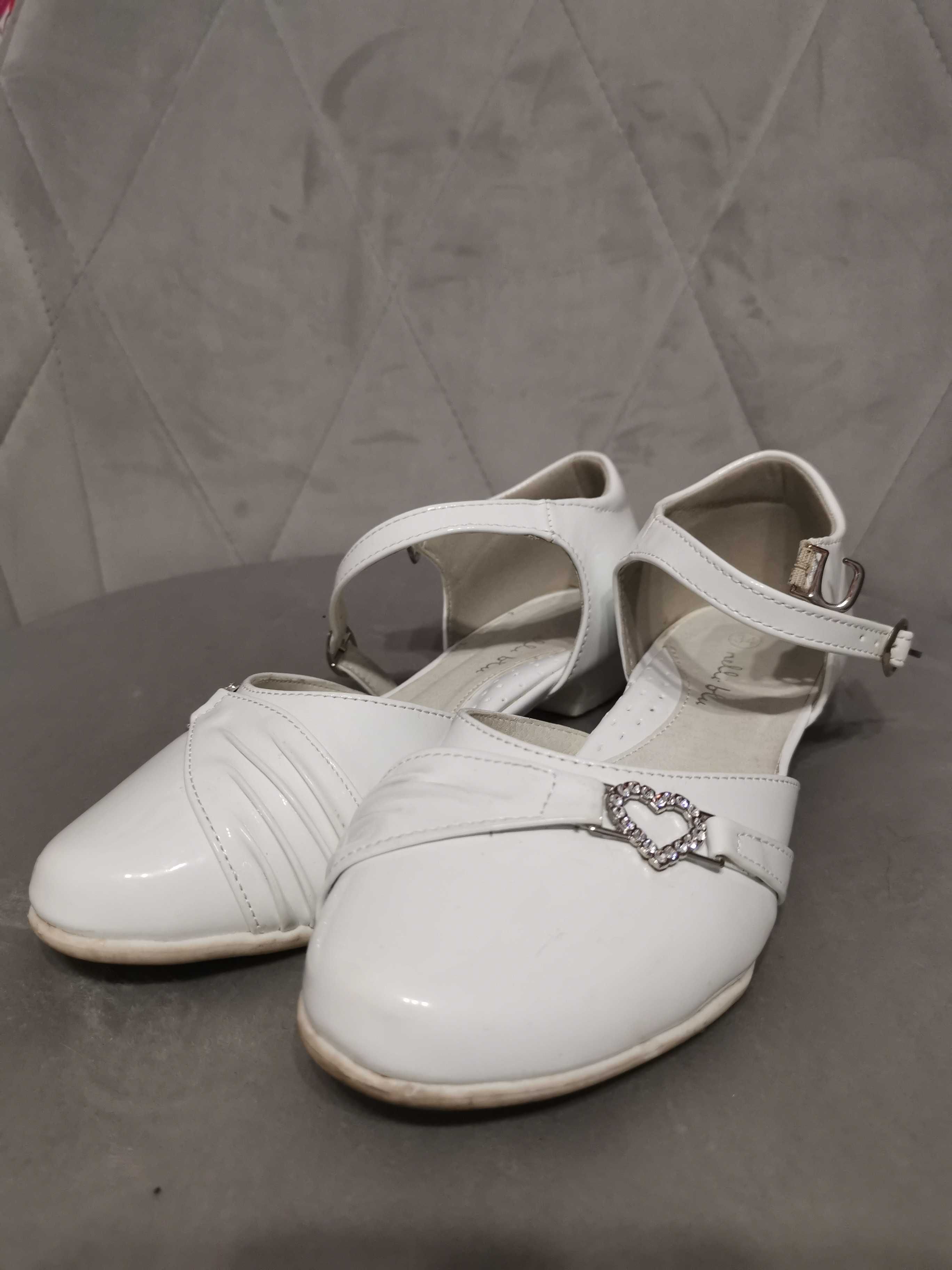 Białe buty komunijne, galowe rozmiar 34