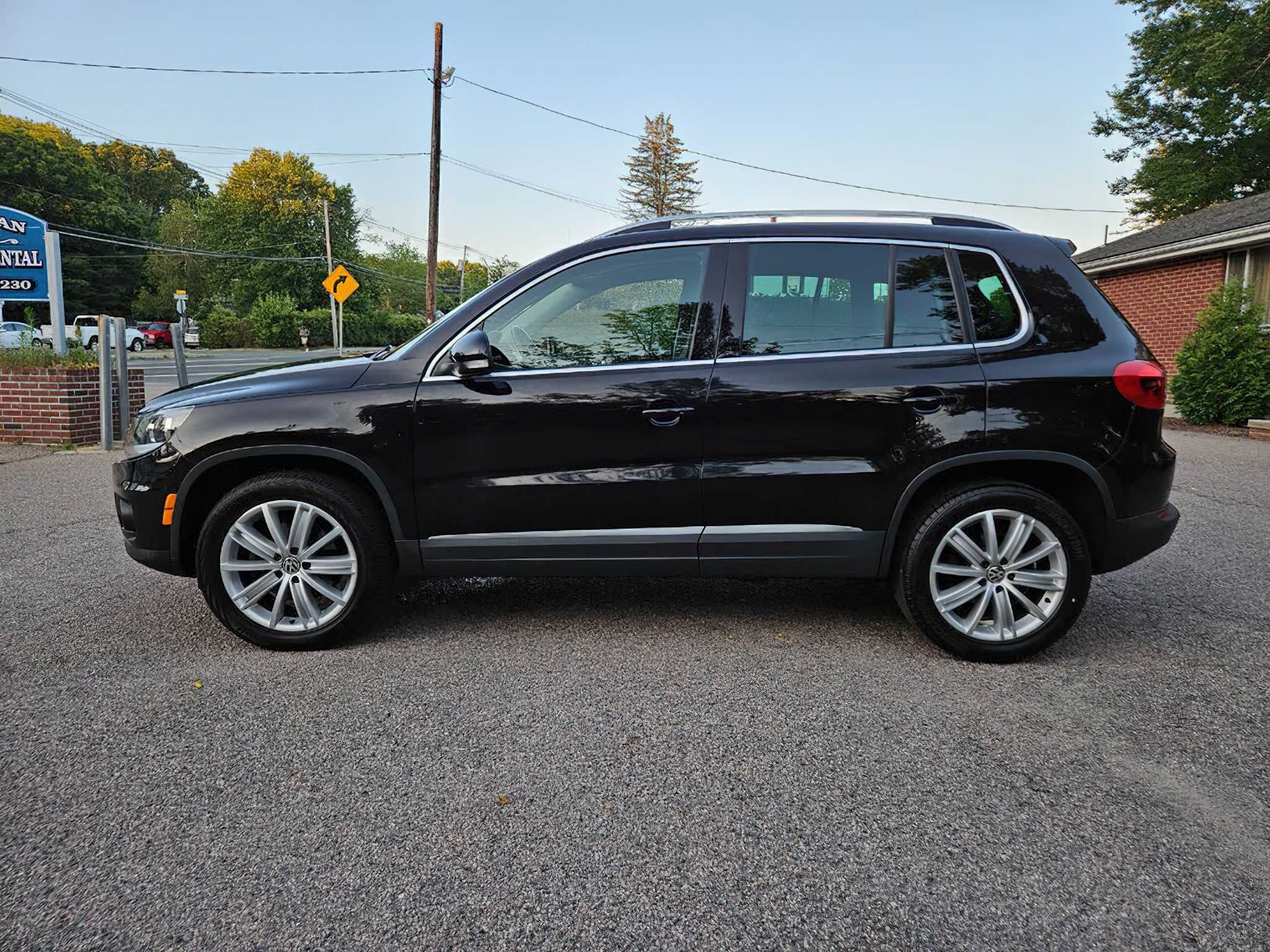 2015 Volkswagen Tiguan SE 4Motion with Appearance