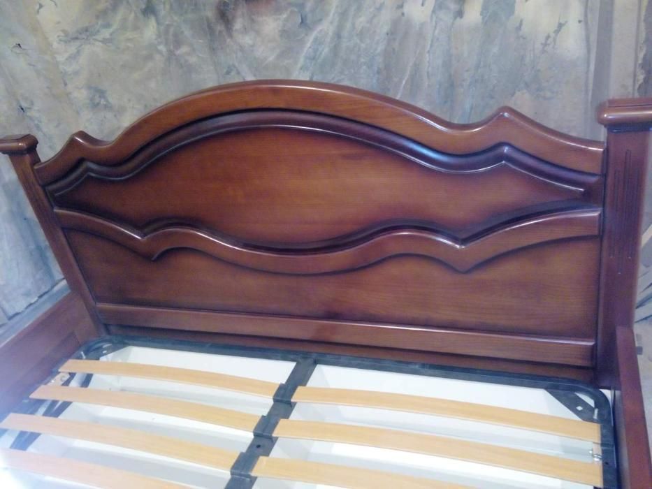 Кровать деревянная, кровати из натурального дерева "под заказ"