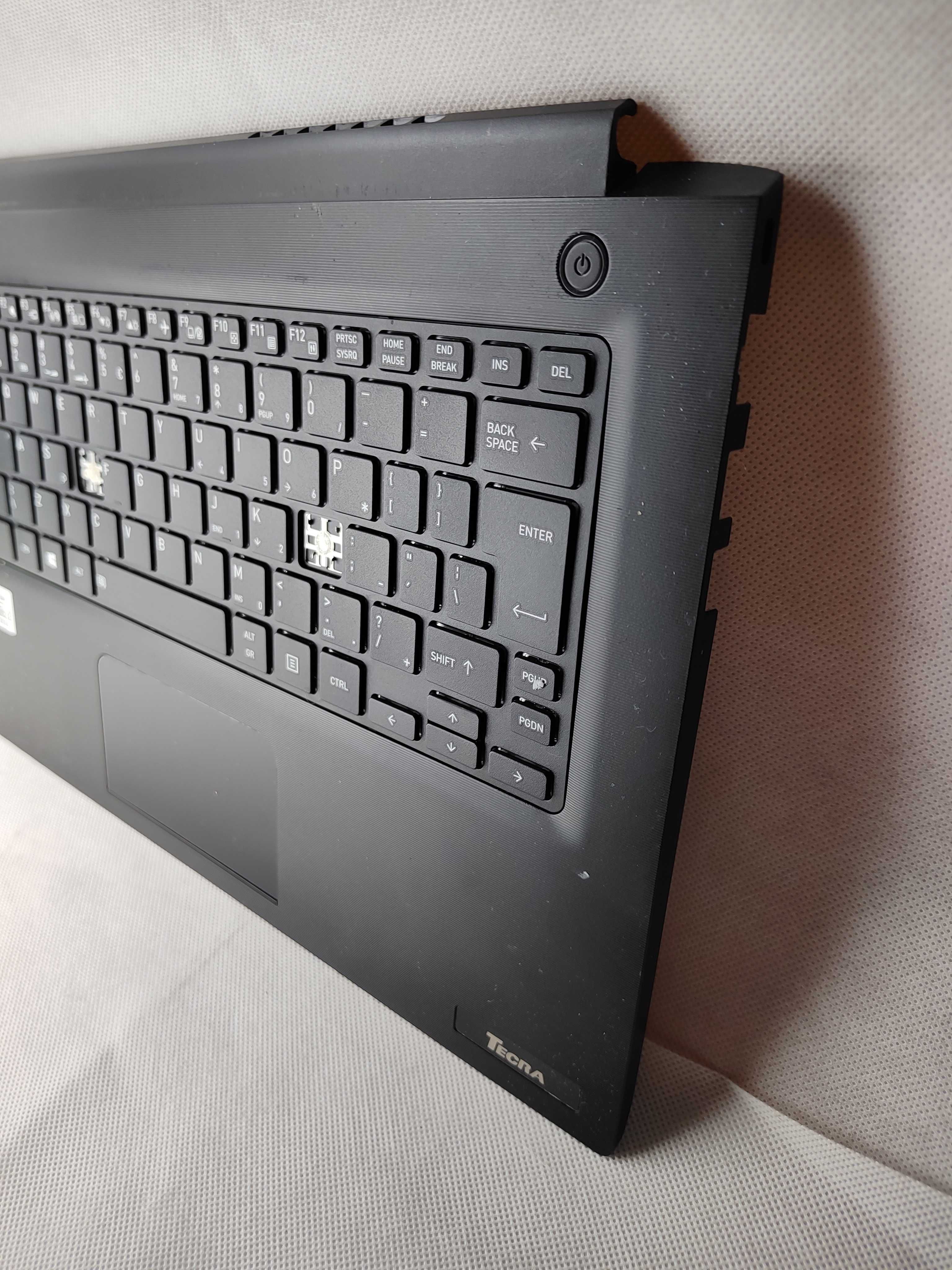 Obudowa PALMREST + Klawiatura PL + Touchpad do Toshiba A40-G | FV23