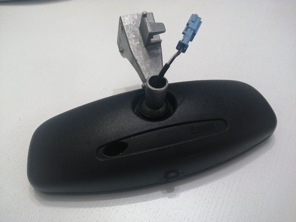 Espelho retrovisor interno viaturas PSA Peageut e Citroën
