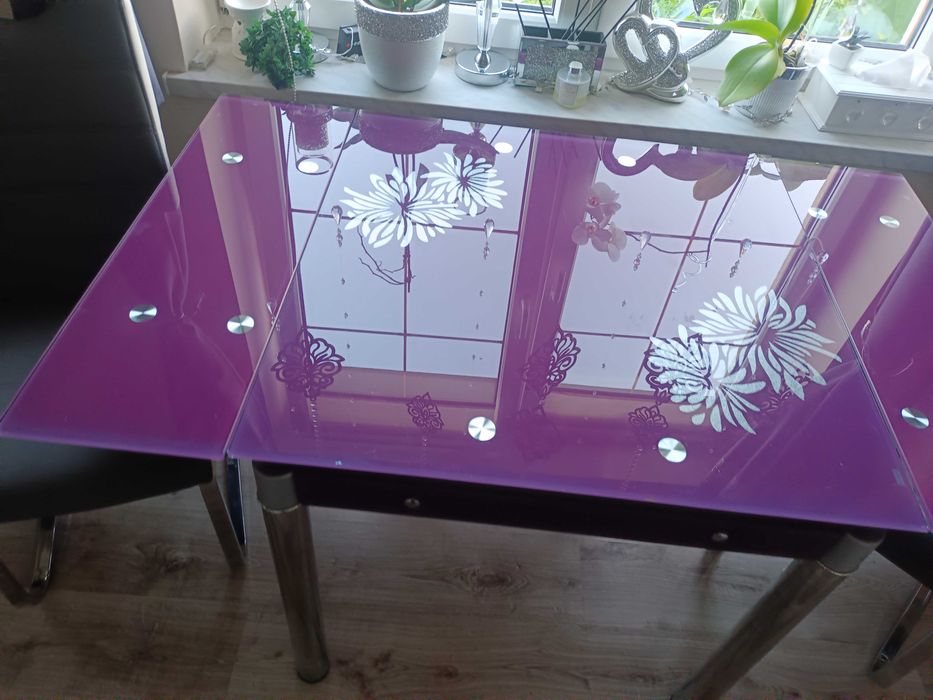 Stół szklany rozkładany