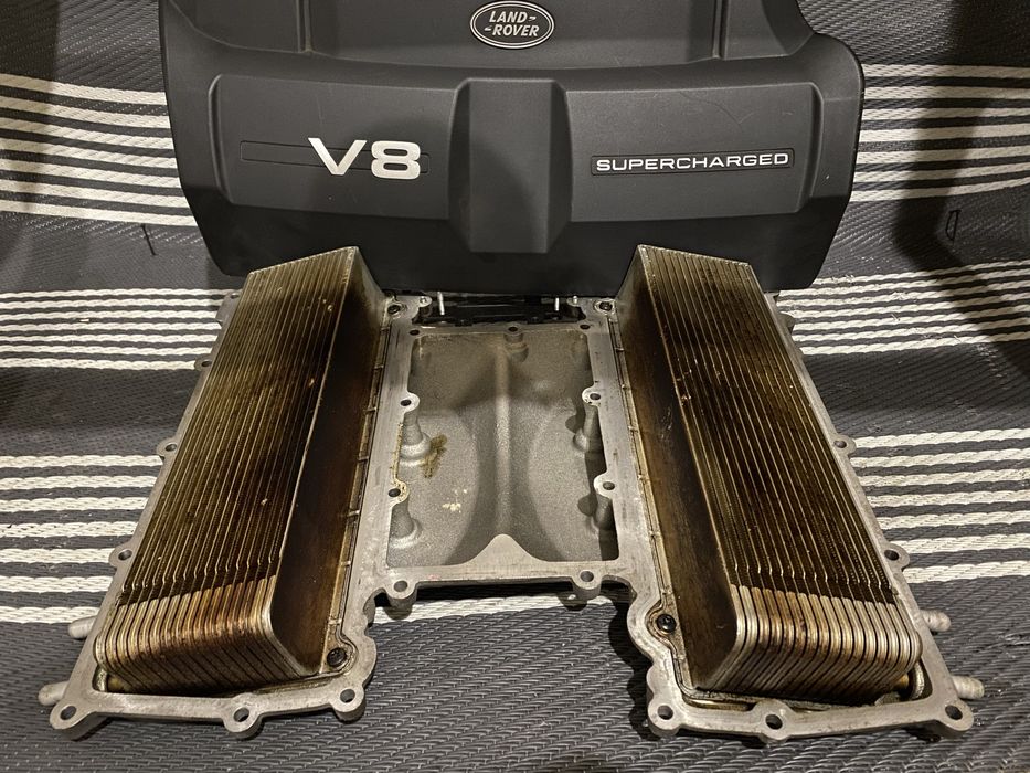 Колектор Впускний Range Rover 5.0 Supercharged