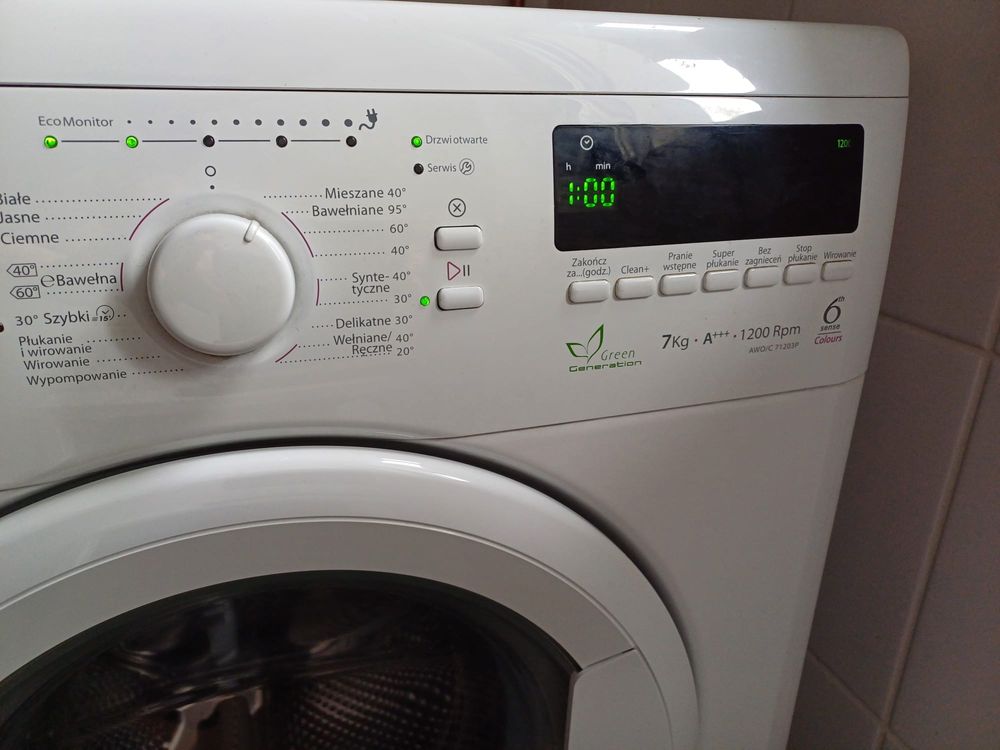 Pralka Whirlpool AWO/C 71203P 7 kg - używana, działa, huczą łożyska