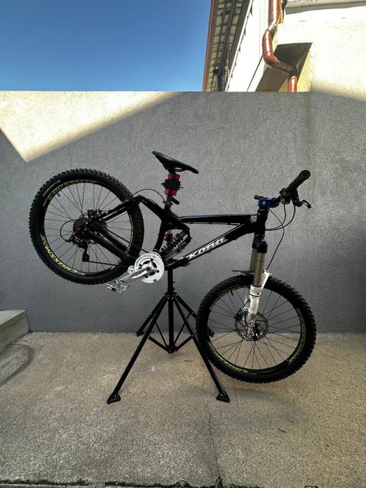 Bicicleta kona stinky