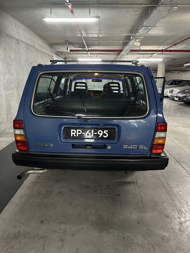 Volvo 240 GL automatica