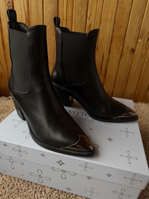 Жіночі козаки Vitto Rossi