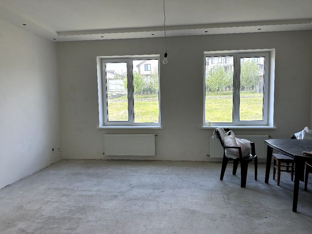 Продаж будинку Розсошанський !