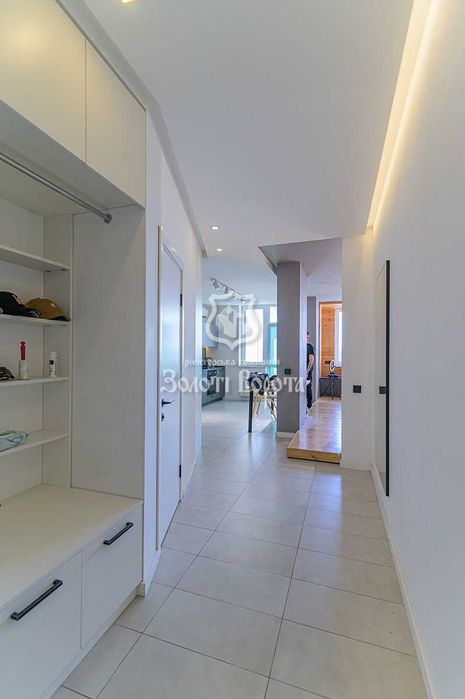 Квартира, 3к. Євроремонт. Соборності 30, Русанівка, Дніпровський район