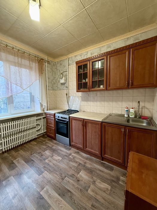 Продажа 2 ком. 3 мкрн. Левый берег