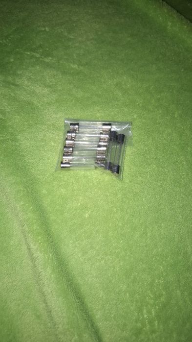 Запобіжник 6х30/Предохранитель/15А,250V
