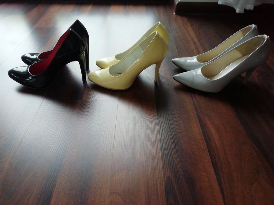 Szpilki damskie różne kolory