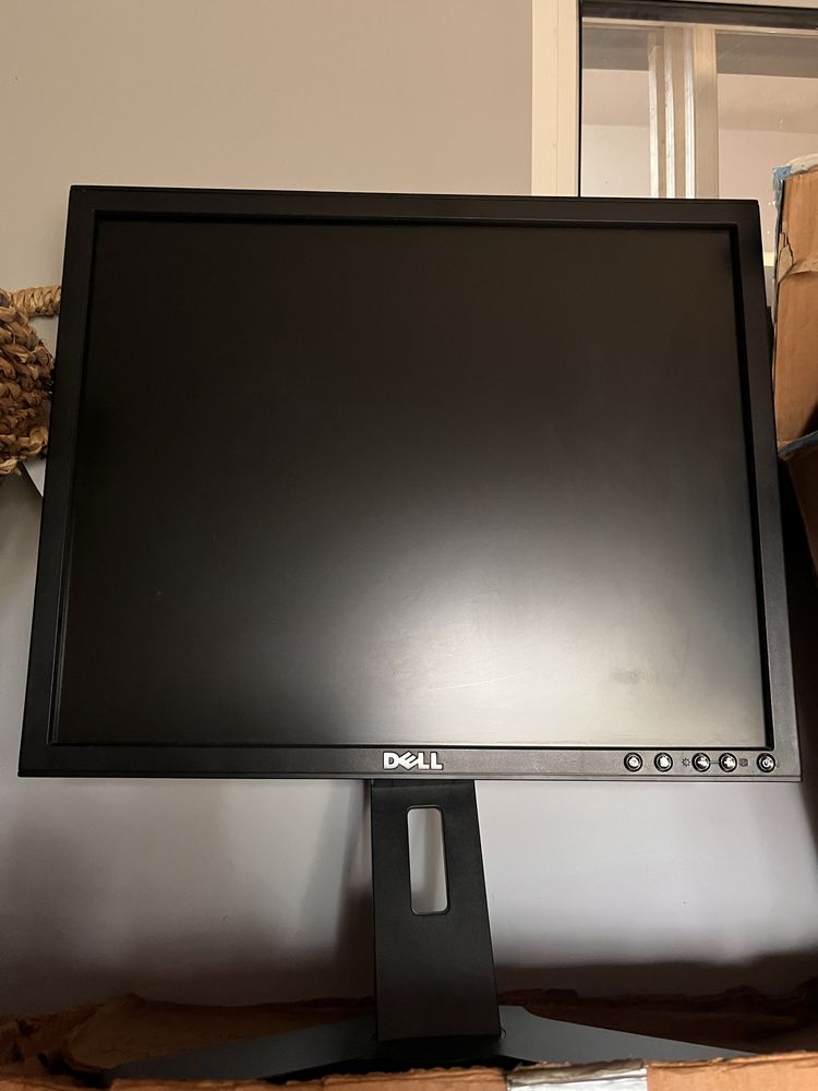 DELL P190Sb 19" Energy Star 5.0 w sprzedazy 5 sztuk + stacja dokujaca