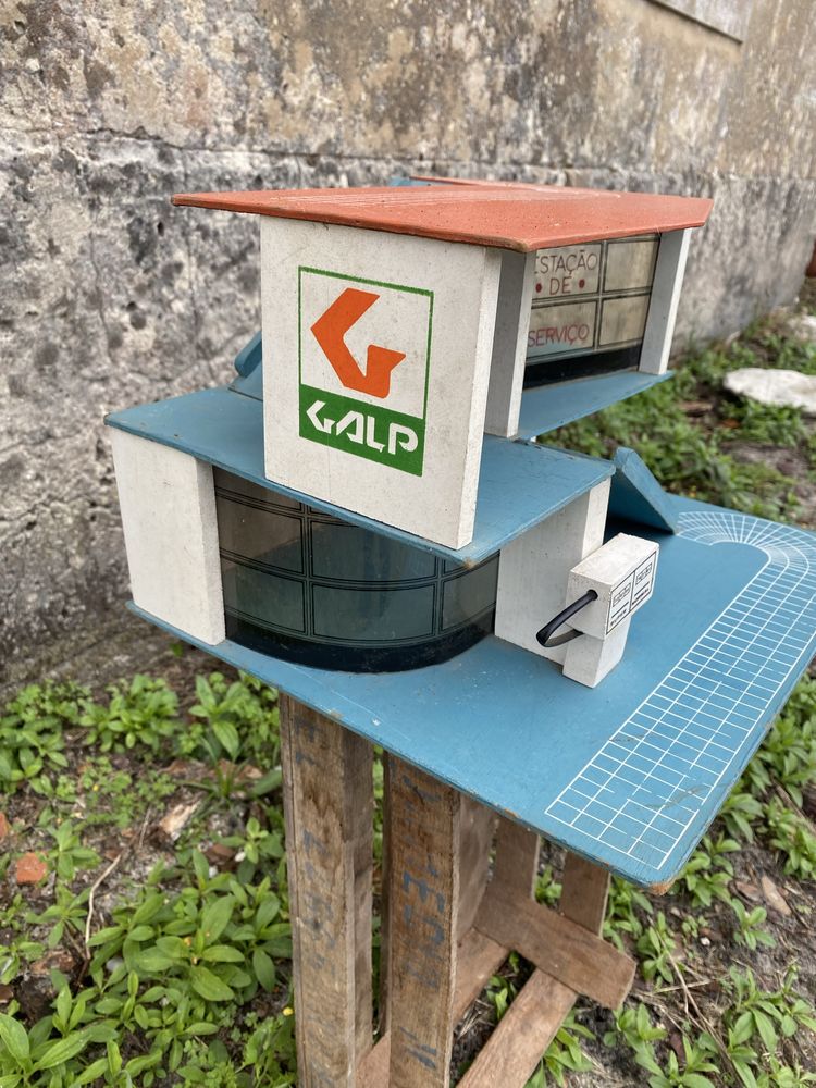 Garagem brincar anos 70 madeira