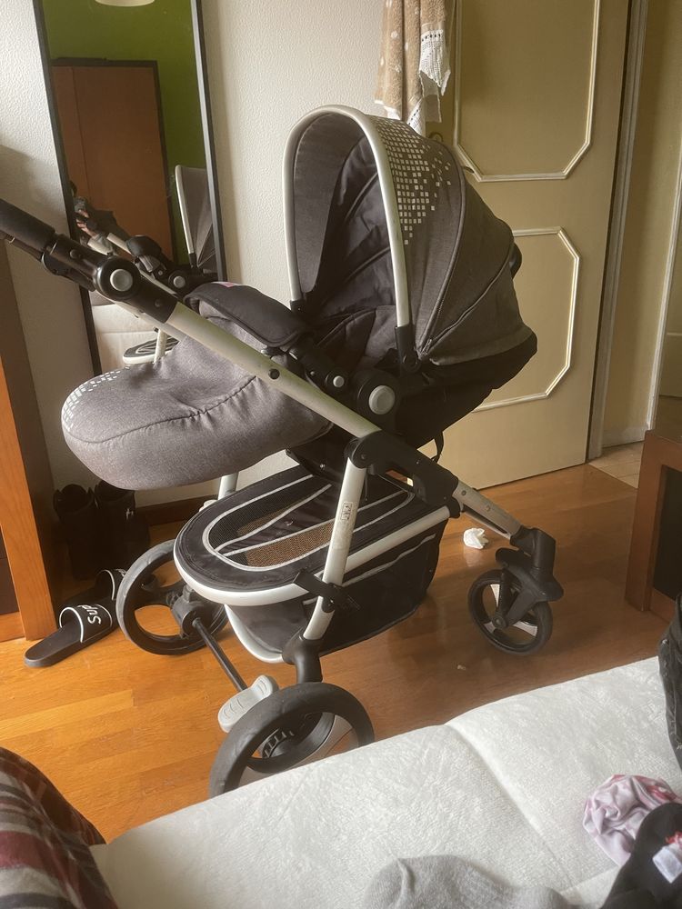 Cartinho de bebé da Bebé Fix