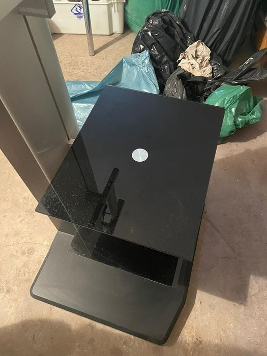Stolik pod telewizor