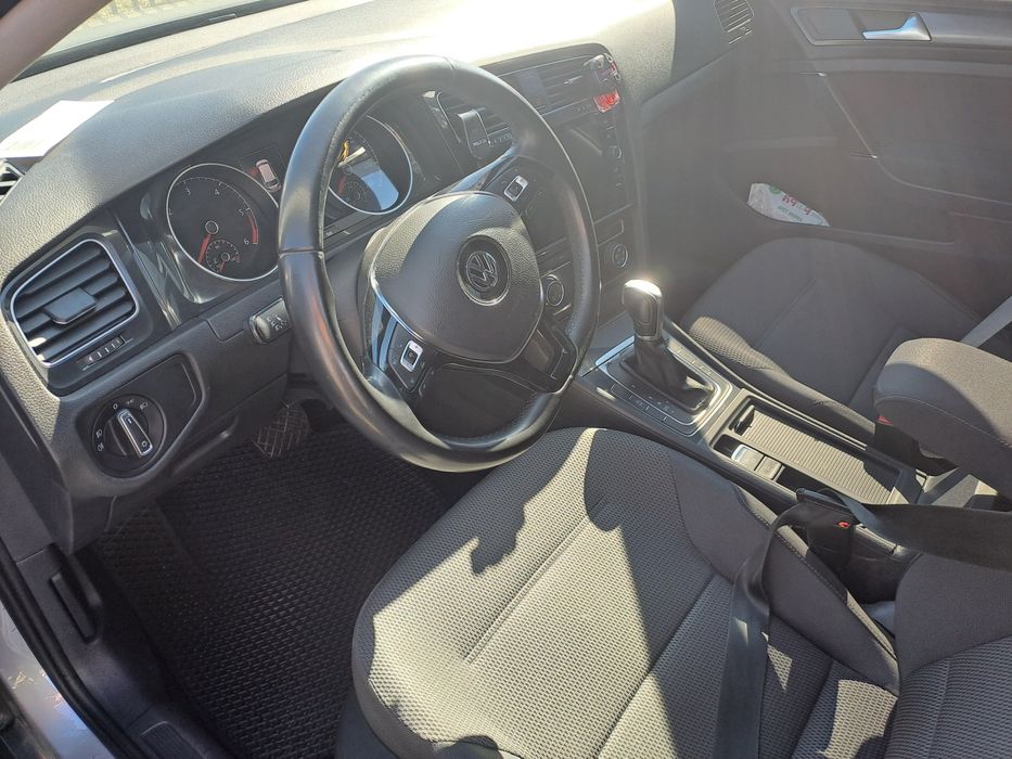 Продаж гольф 7 автомат