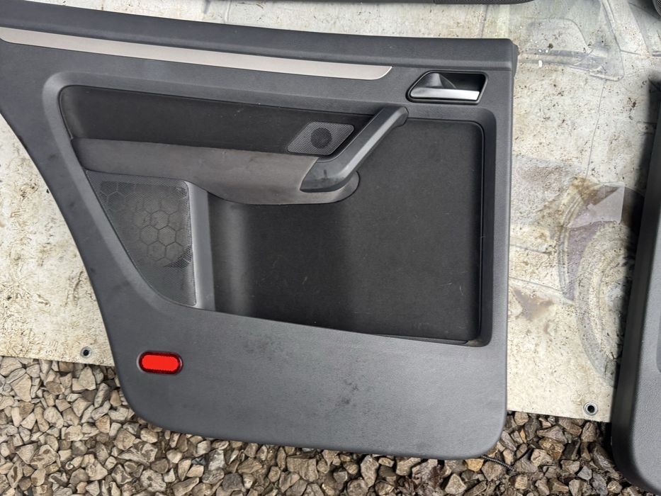 Даерні карти Touran обшивки дверей тауран туран