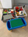 Trzy wielkie pudła duplo +stolik lego duplo