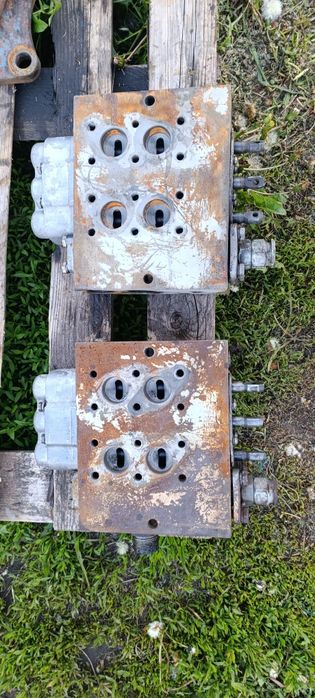 Розподільник Р100 МТЗ ЮМЗ  екскаватор