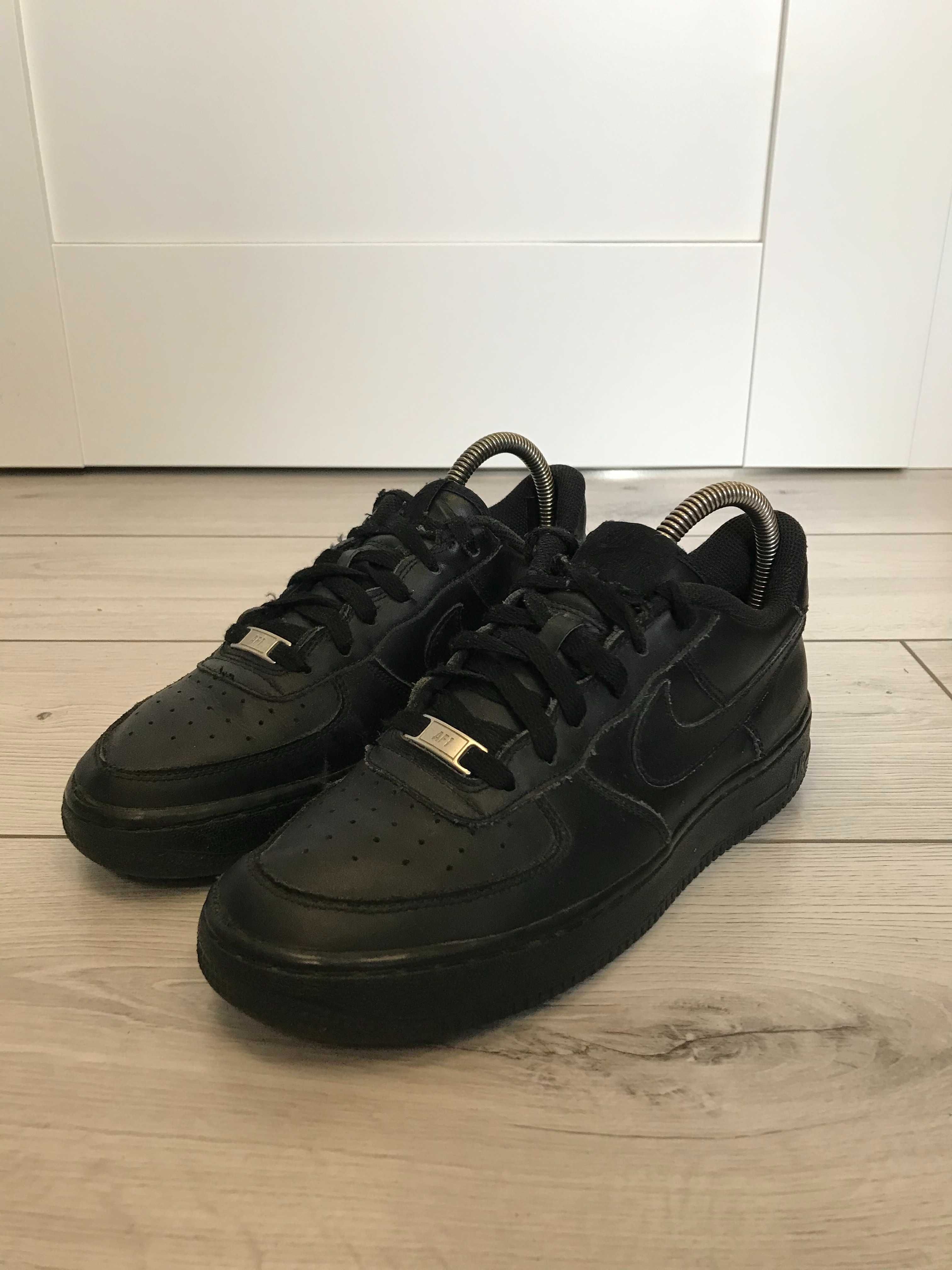 Buty Nikr Air Force one low rozm. 38,5