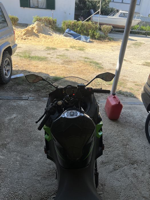 Kawasaki Ninja 400 como nova 2021