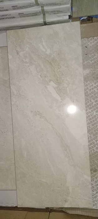 Płytki scienne 250x600x8,0