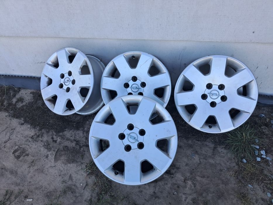 Felgi aluminiowe 16 Opel.