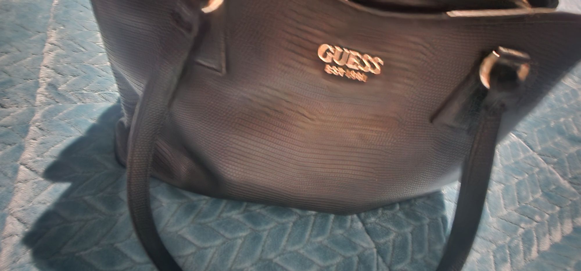 Bolsa  marca guess