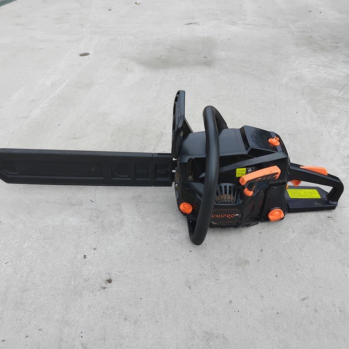 Бензопила Дніпро м 52