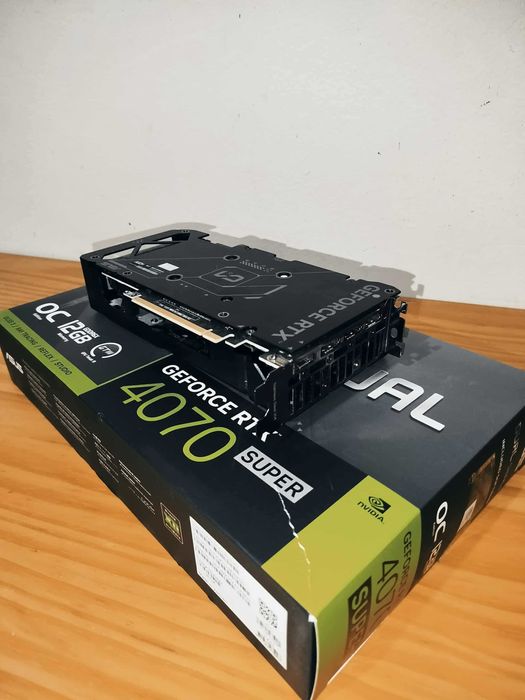 Gráfica RTX 4070 Super 12GB