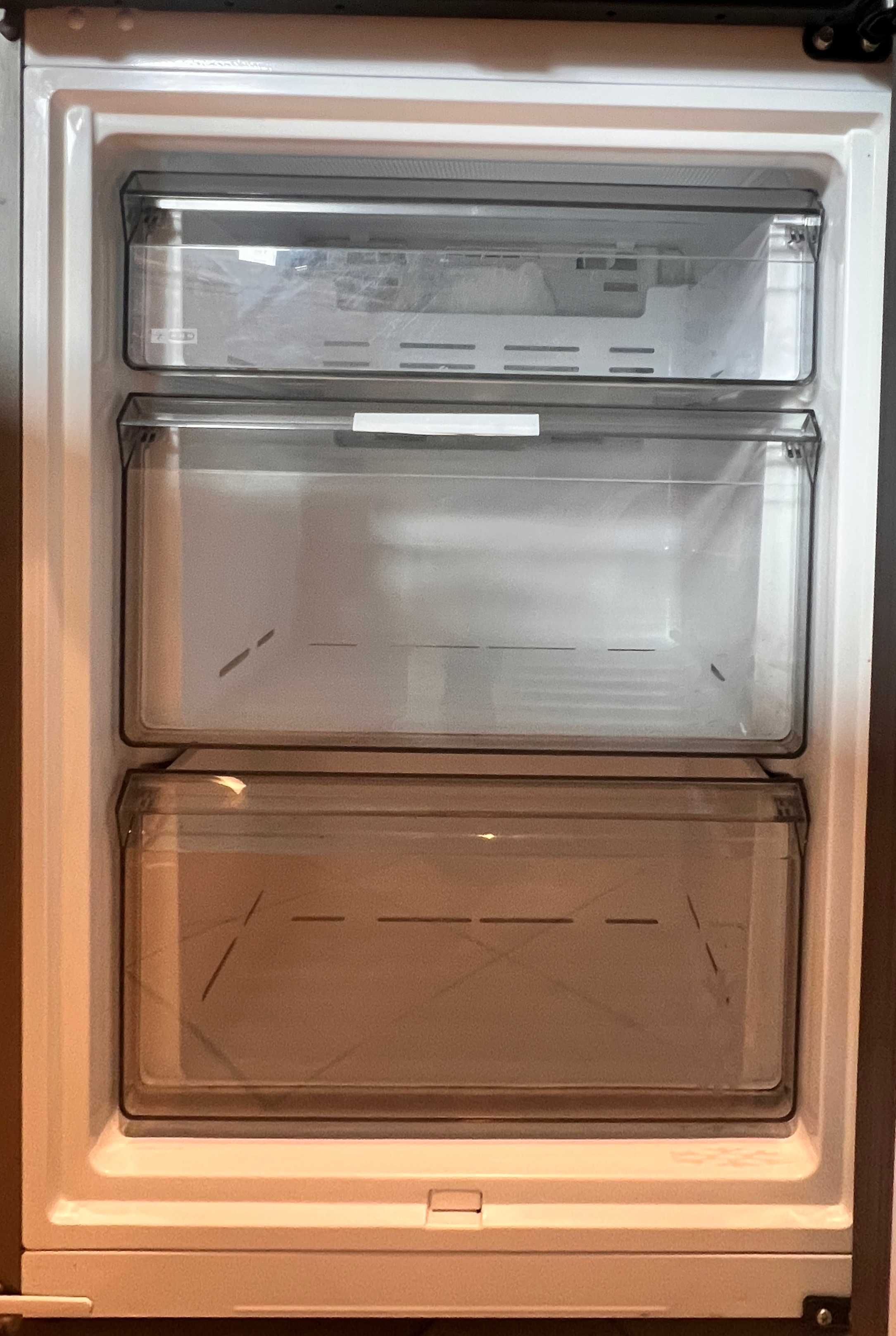 Outlet Agd: Lodówka SAMSUNG RB38A7B6BAPEF Warszawa