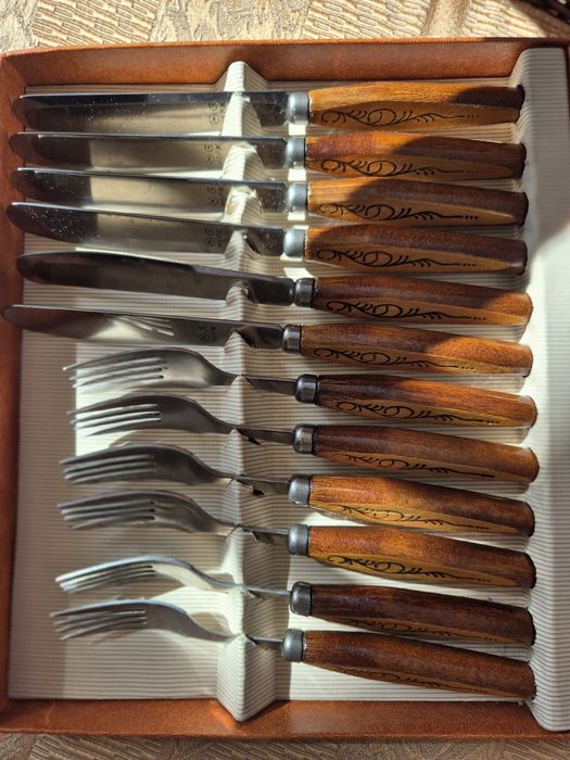 Набір столових приборів 12 шт