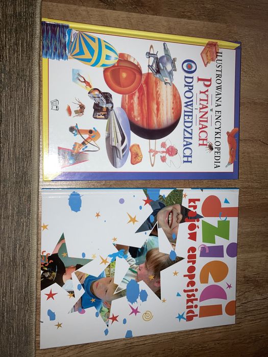 Ilustrowana encyklopedia w Pytaniach i Odpowiedziach + 2 książki