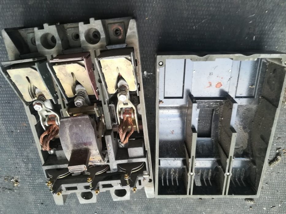 Пускатель 220 в 5 величини.