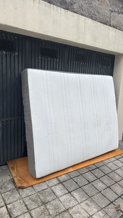 Colchão em espuma ikea Hovag 1,60 x 2,00 em muito bom estado