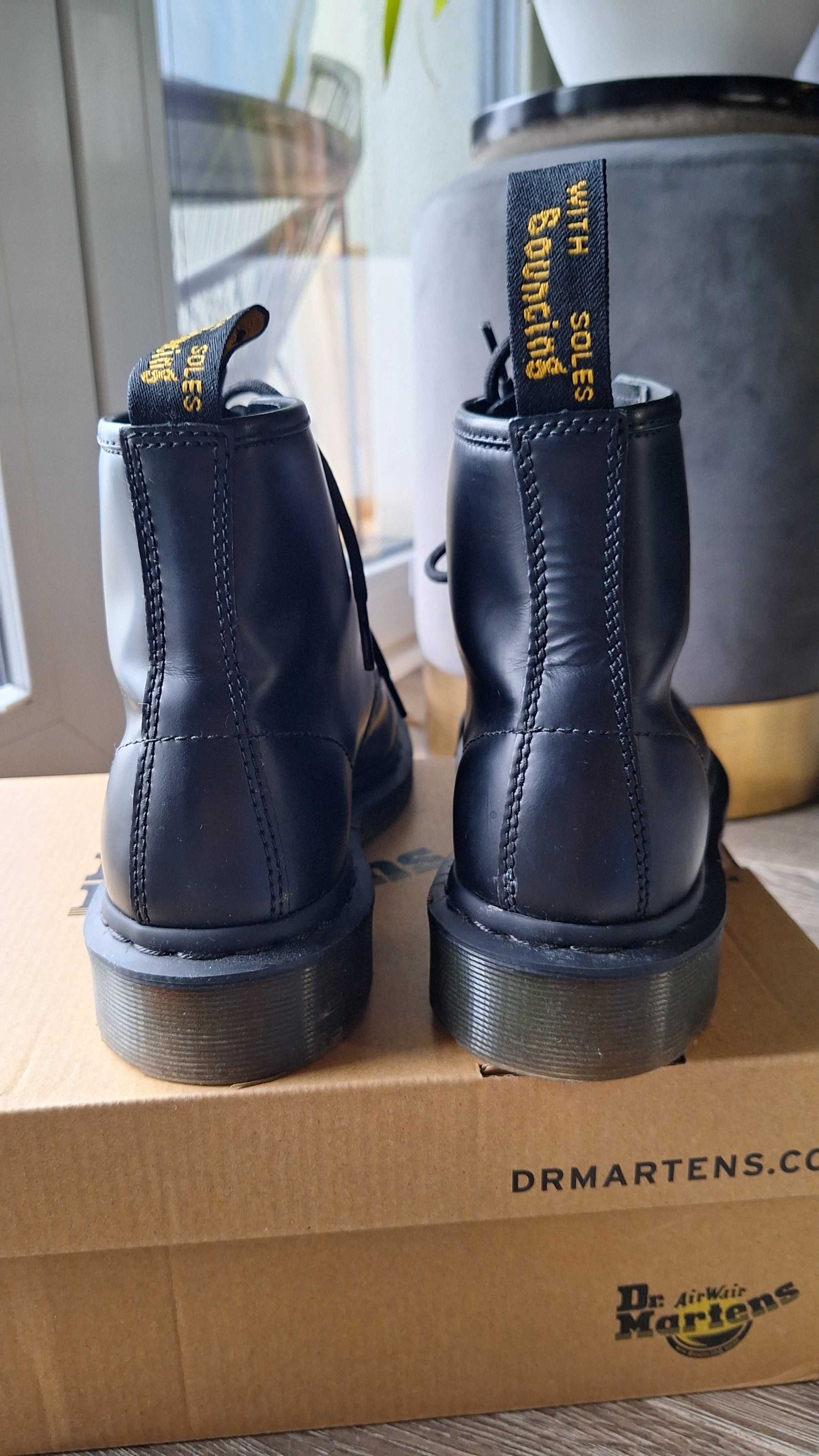 Czarne botki / glany / martensy, Dr. Martens AirWair r. 39