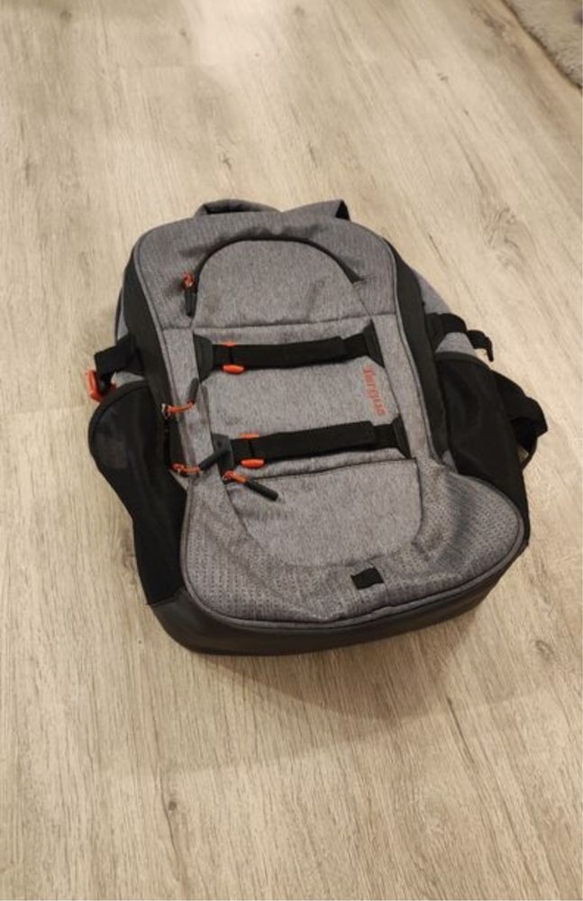 Plecak na laptopa Targus Urban Commuter 15,6 szary