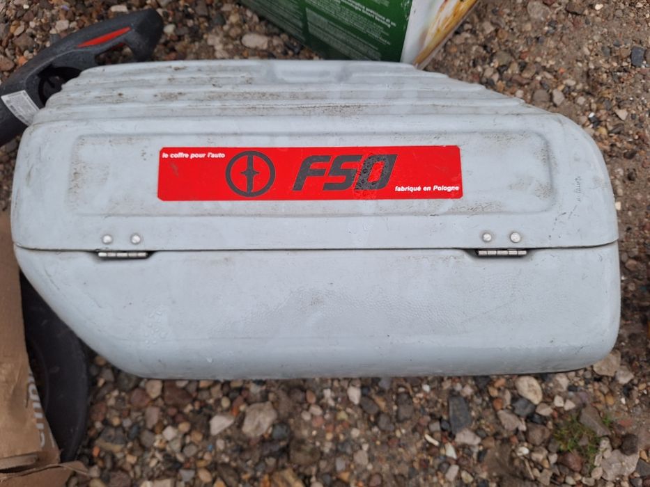 Kufer , kuferek , dromader, FSO Caro