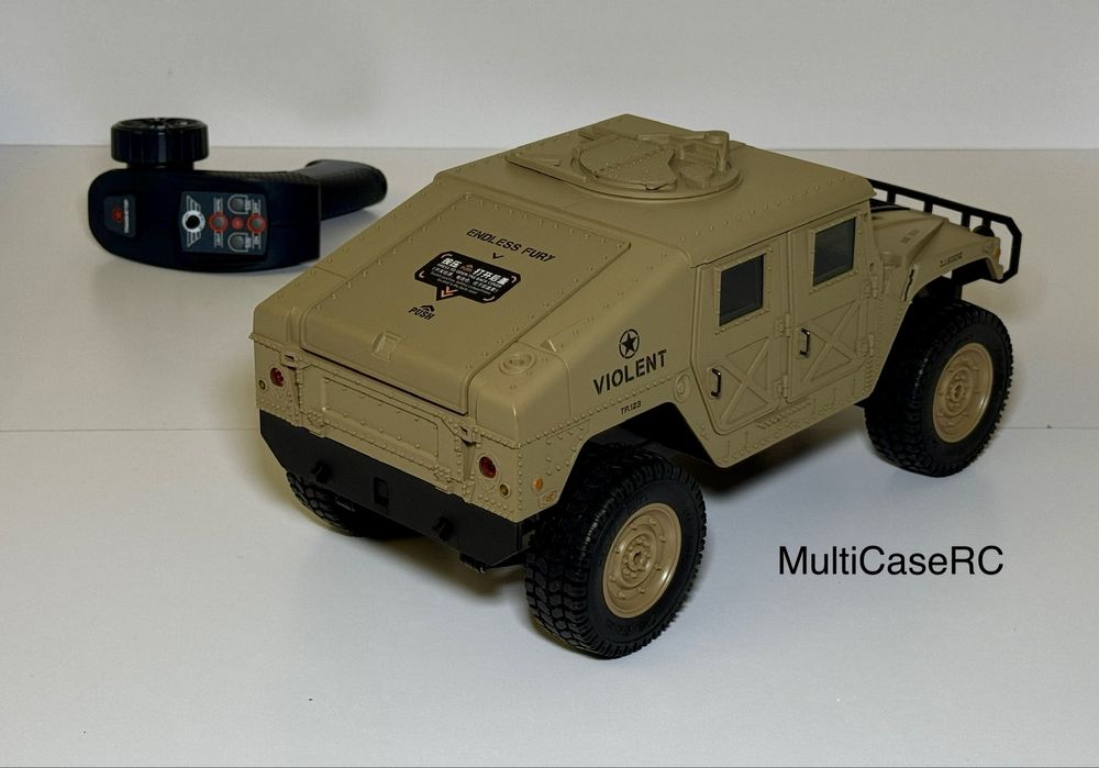 Машинка на радіокеруванні Military Hammer JJRC C8835 1/16